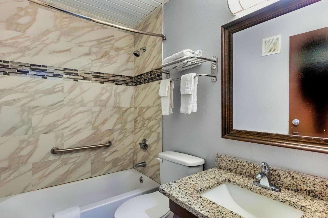 Days Inn By Wyndham Savannah Gateway I-95 Georgetown Esterno foto
